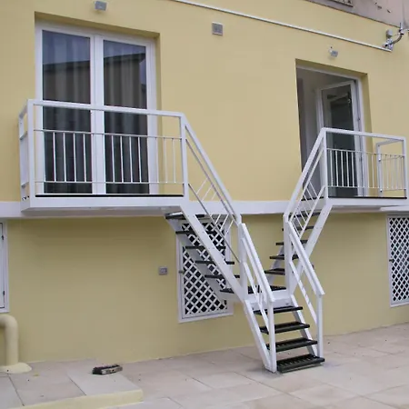 B&B The Hill Iun E6938 Bed & Breakfast Cagliari